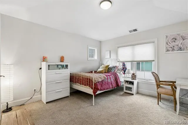 5518 S Foresthill Street Littleton, CO 80120