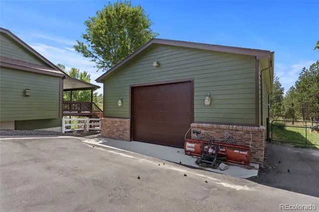 36736 View Ridge Drive Elizabeth, CO 80107