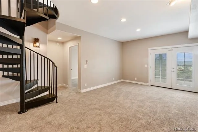 127 Carlton Circle Florissant, CO 80816
