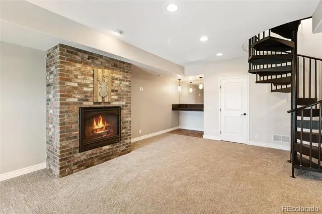 127 Carlton Circle Florissant, CO 80816