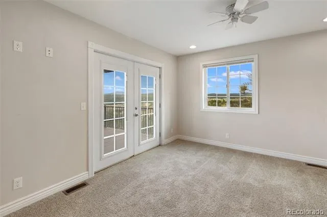 127 Carlton Circle Florissant, CO 80816