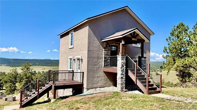 127 Carlton Circle Florissant, CO 80816