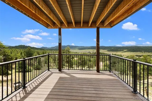 127 Carlton Circle Florissant, CO 80816