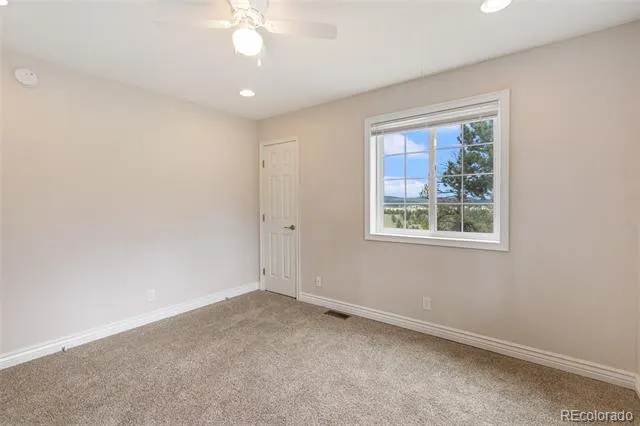 127 Carlton Circle Florissant, CO 80816