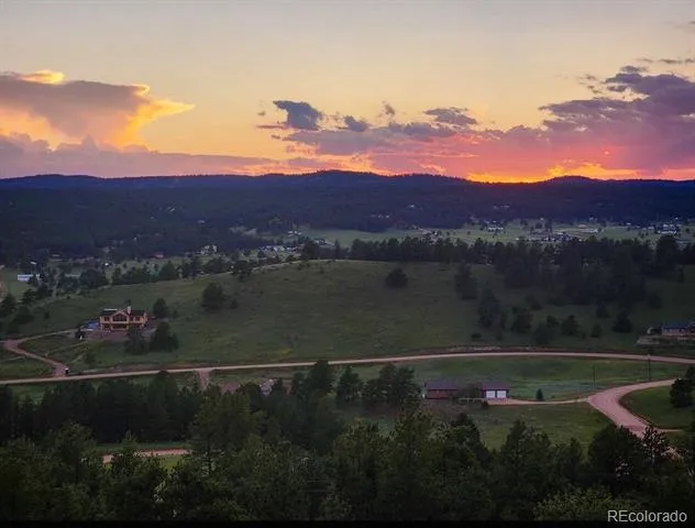127 Carlton Circle Florissant, CO 80816
