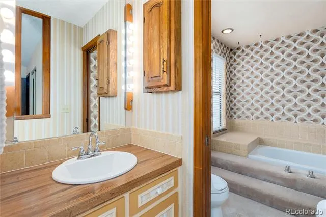 8055 Newman Street Arvada, CO 80005