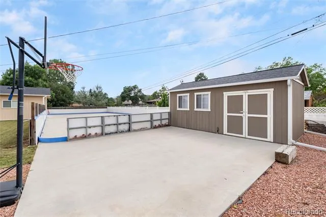 8055 Newman Street Arvada, CO 80005