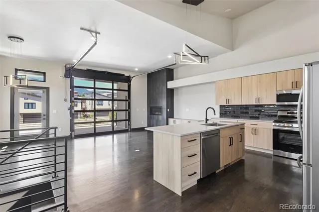 3149 Trenton Park Grove Colorado Springs, CO 80904