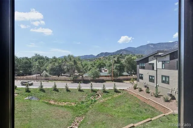 3149 Trenton Park Grove Colorado Springs, CO 80904