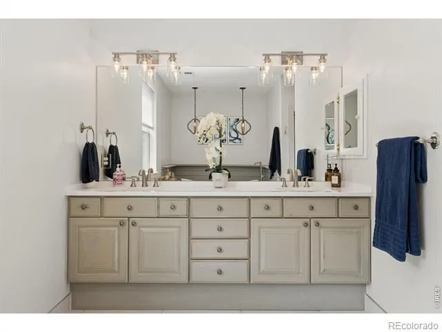 1744 Montgomery Circle Longmont, CO 80504