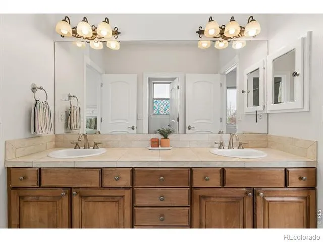 1744 Montgomery Circle Longmont, CO 80504