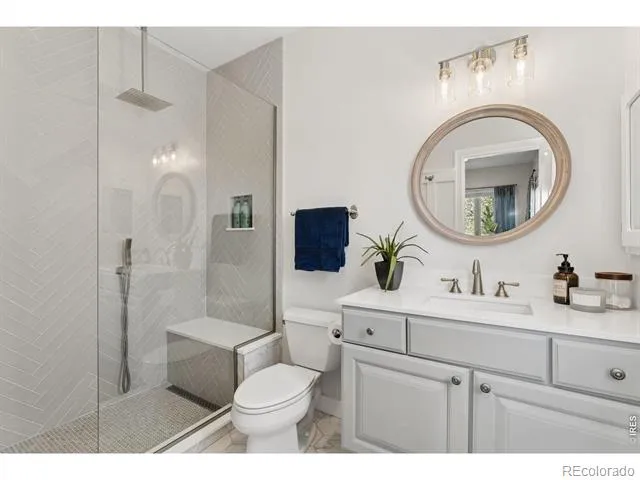 1744 Montgomery Circle Longmont, CO 80504