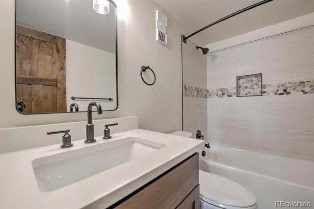 4400 Lodge Pole Circle #H204 Silverthorne, CO 80498