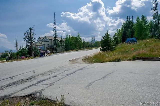 4400 Lodge Pole Circle #H204 Silverthorne, CO 80498