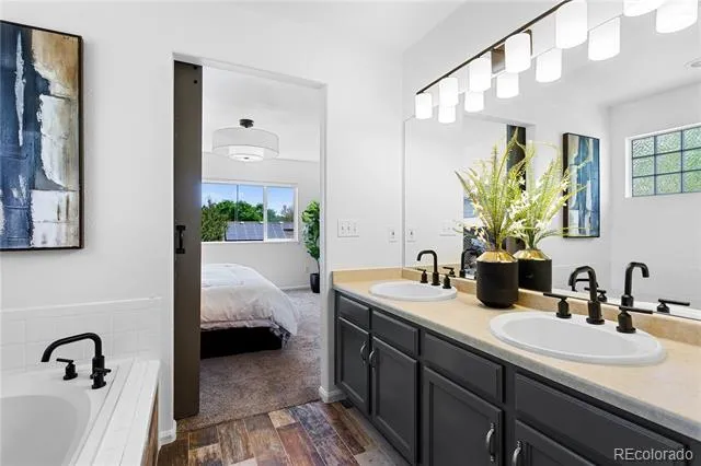 9588 High Cliffe Street Highlands Ranch, CO 80129