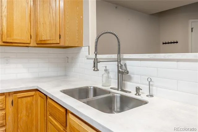 12555 E Tennessee Circle #302 Aurora, CO 80012