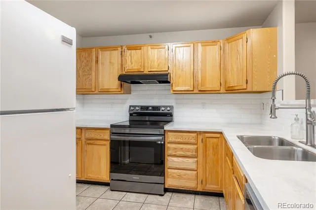 12555 E Tennessee Circle #302 Aurora, CO 80012