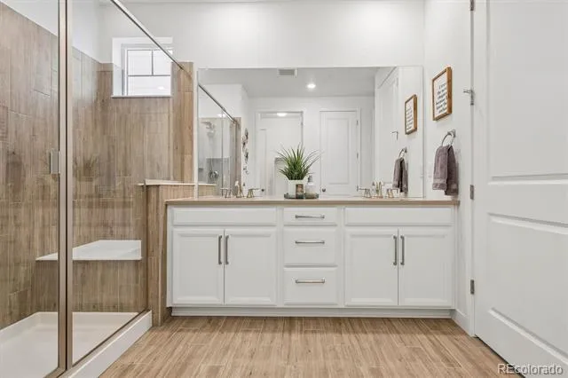 8681 S Riviera Court Aurora, CO 80016