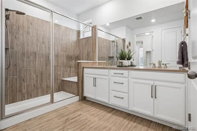 8681 S Riviera Court Aurora, CO 80016