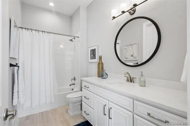 8457 S Shawnee Court Aurora, CO 80016