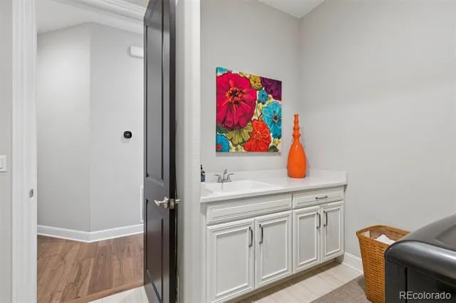 8457 S Shawnee Court Aurora, CO 80016