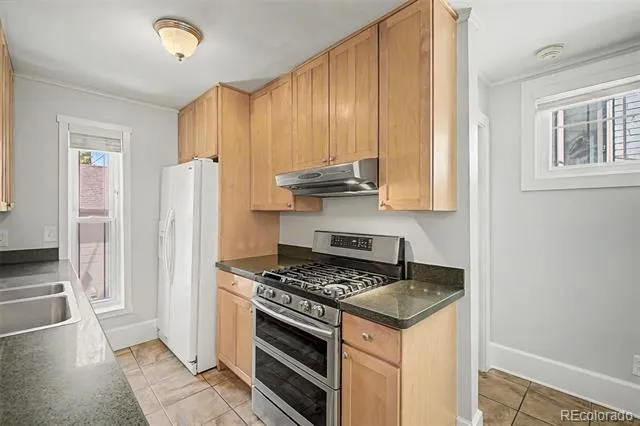 331 E Ellsworth Avenue Denver, CO 80209