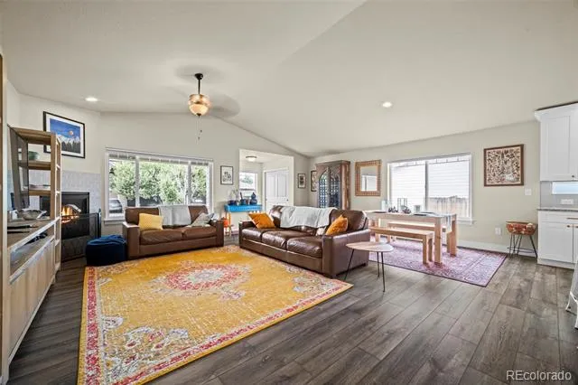 5545 Drake Way Longmont, CO 80504