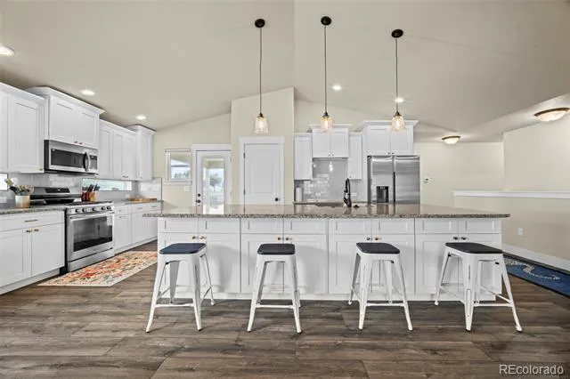5545 Drake Way Longmont, CO 80504