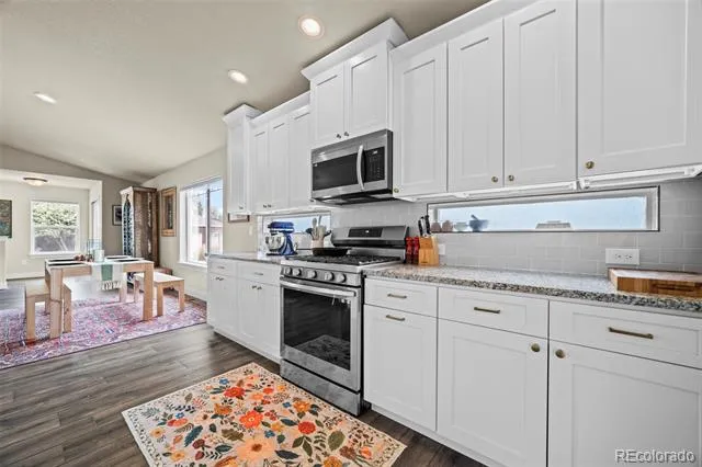 5545 Drake Way Longmont, CO 80504