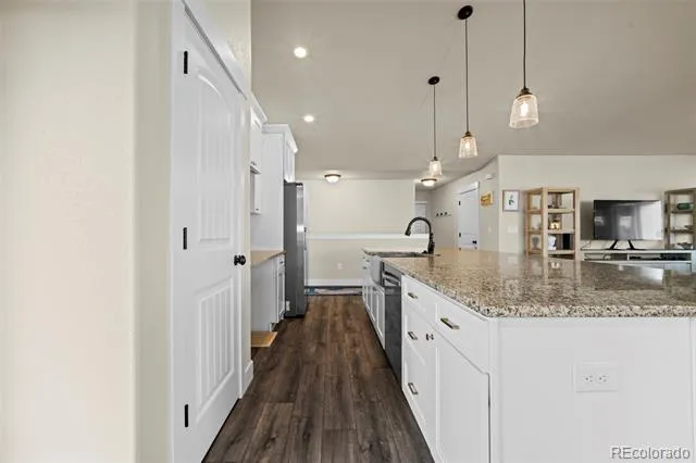 5545 Drake Way Longmont, CO 80504