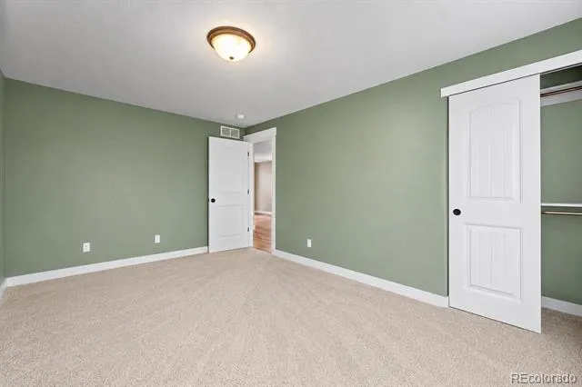 5545 Drake Way Longmont, CO 80504