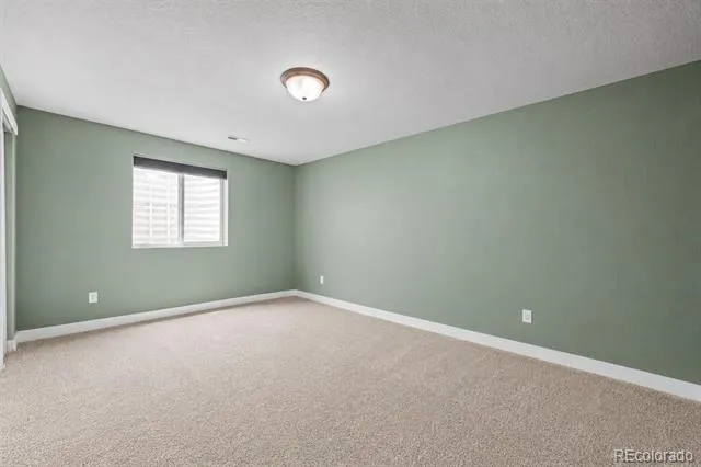 5545 Drake Way Longmont, CO 80504