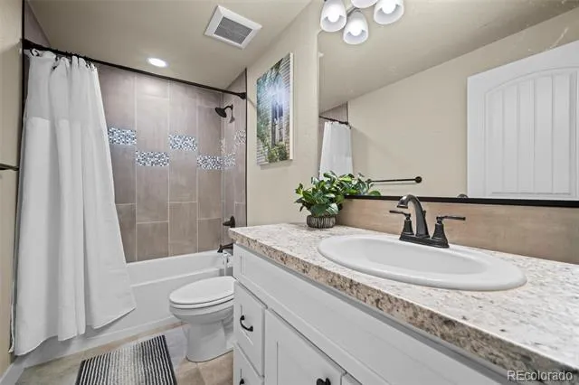 5545 Drake Way Longmont, CO 80504