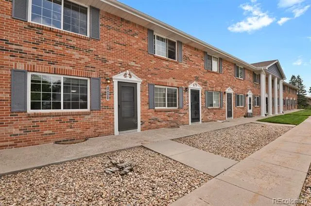14053 E Bails Place Aurora, CO 80012