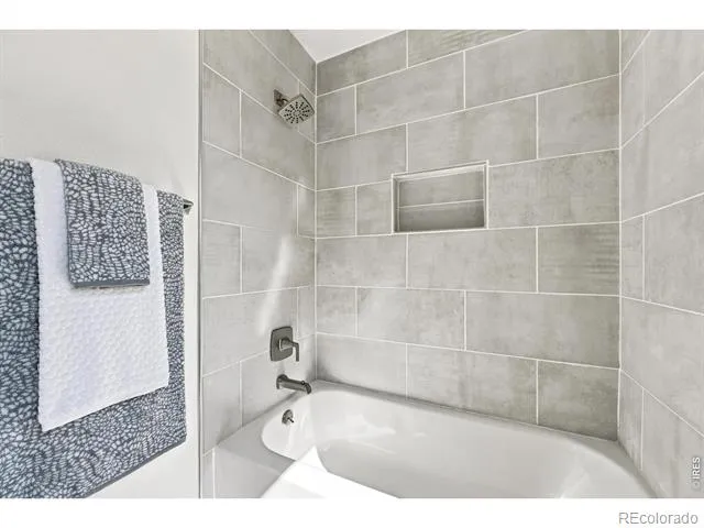 7945 S Kittredge Street Englewood, CO 80112