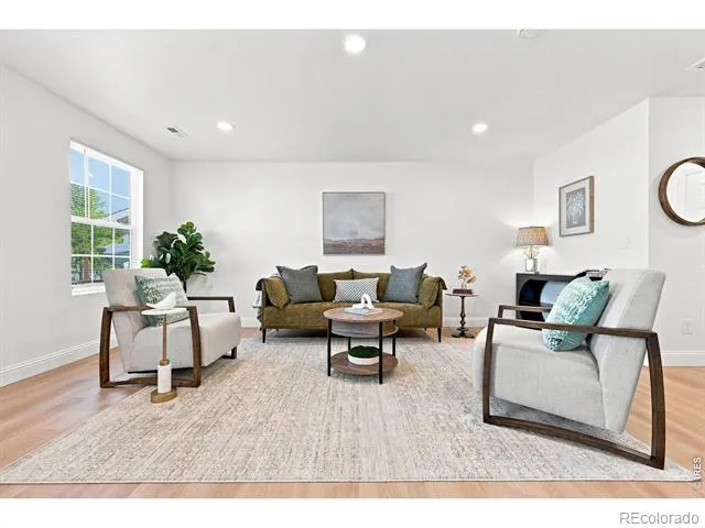 7945 S Kittredge Street Englewood, CO 80112