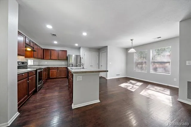 8140 E 29th Place Denver, CO 80238