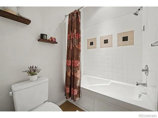 5220 Boardwalk Drive Fort Collins, CO 80525