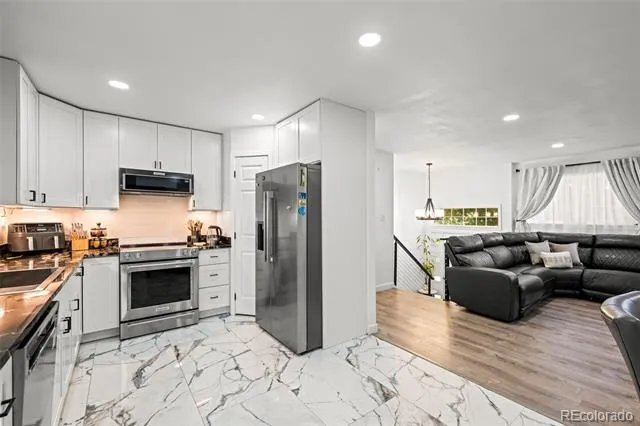 12147 E Hawaii Drive Aurora, CO 80012