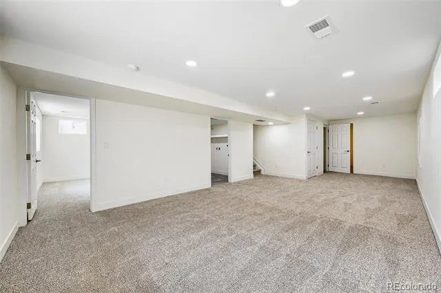 8839 winona Court Westminster, CO 80031
