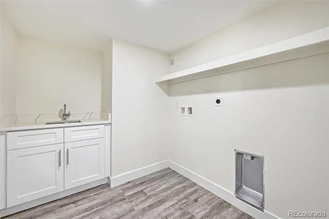 8839 winona Court Westminster, CO 80031