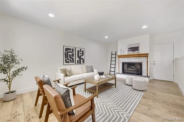 8839 winona Court Westminster, CO 80031