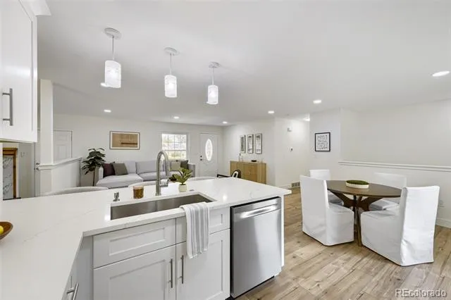 8839 winona Court Westminster, CO 80031