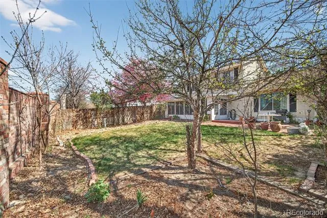 12386 E Bates Circle Aurora, CO 80014