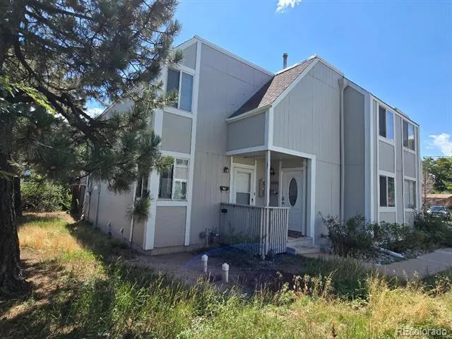 12056 E 25th Avenue Aurora, CO 80010