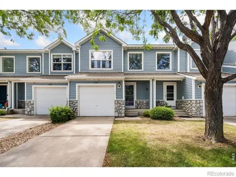 1656 Oak Creek Drive