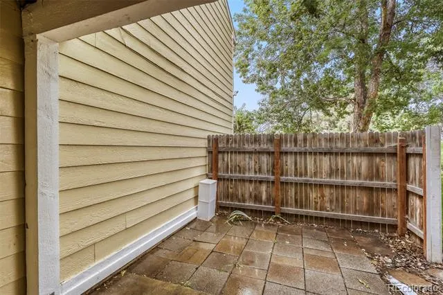 4034 S Rifle Way Aurora, CO 80013