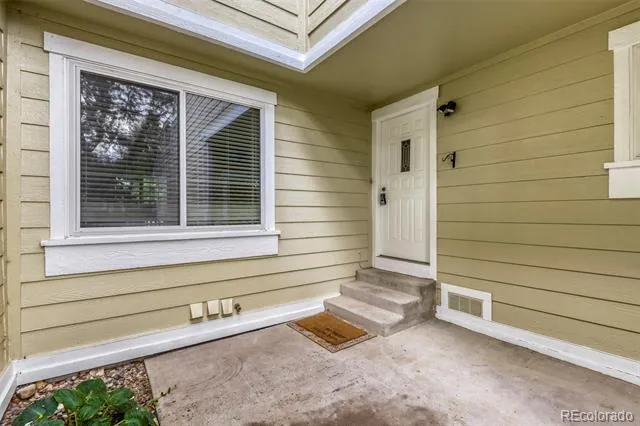 4034 S Rifle Way Aurora, CO 80013