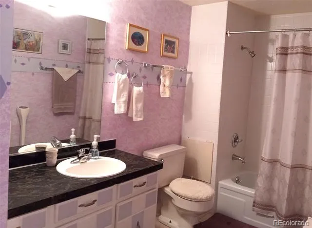 7422 S Zephyr Court Littleton, CO 80128