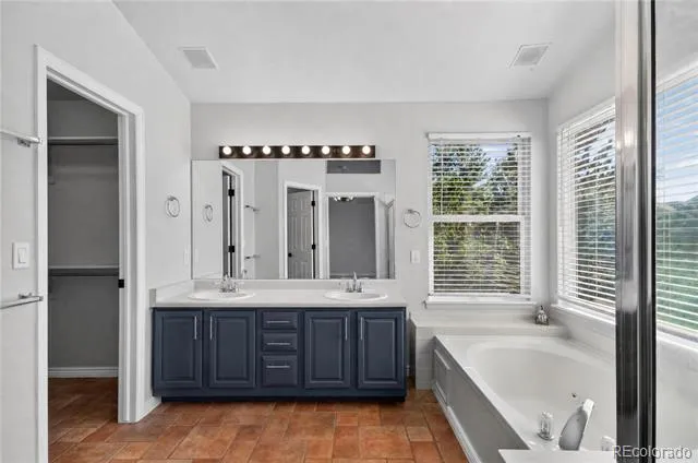 2024 Sandhurst Drive Castle Rock, CO 80104